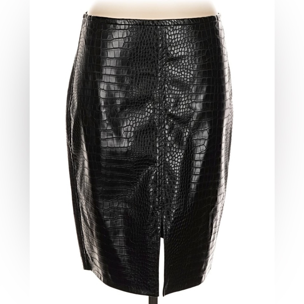 J. Crew Size 4 Black Croc-Embossed Pencil Skirt